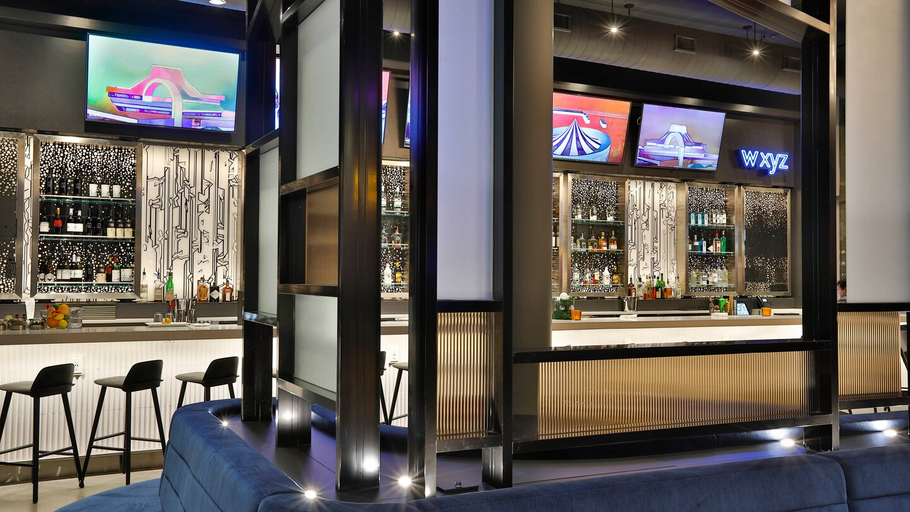 Public Area 2, Aloft by Marriott Chicago Mag Mile, Cook