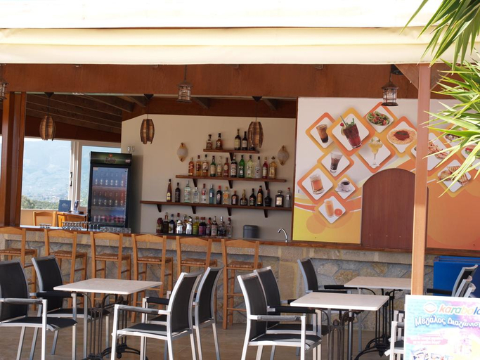 Food & Drinks, Zante View Studios, Ionian Islands