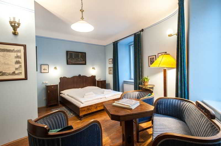 Bedroom 3, Hotel Leonardo, Český Krumlov