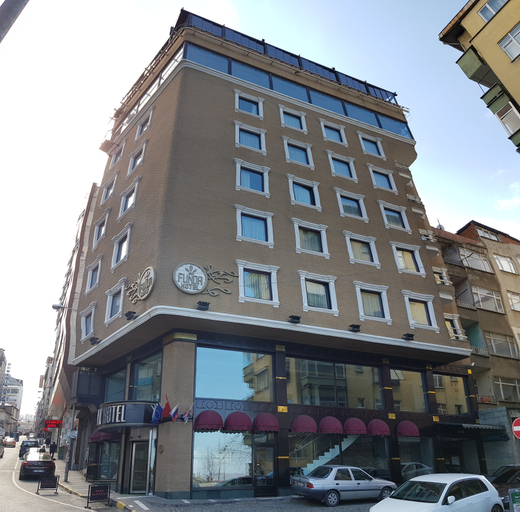 Funda Hotel, Merkez
