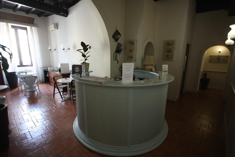 Public Area 3, Hotel Andreina, Roma