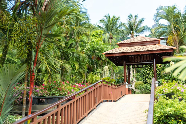Exterior & Views 2, Khaolak Bayfront Resort, Takua Pa