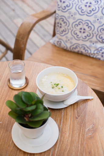 Food & Drinks 14