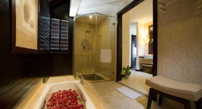 Bathroom 5, Resort Golden Palm, Sanya
