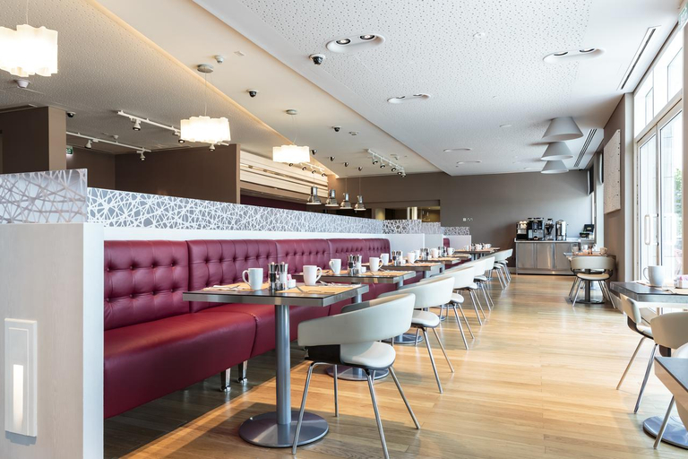 Food & Drinks 5, Premier Inn Doha Education City, Al Rayyan