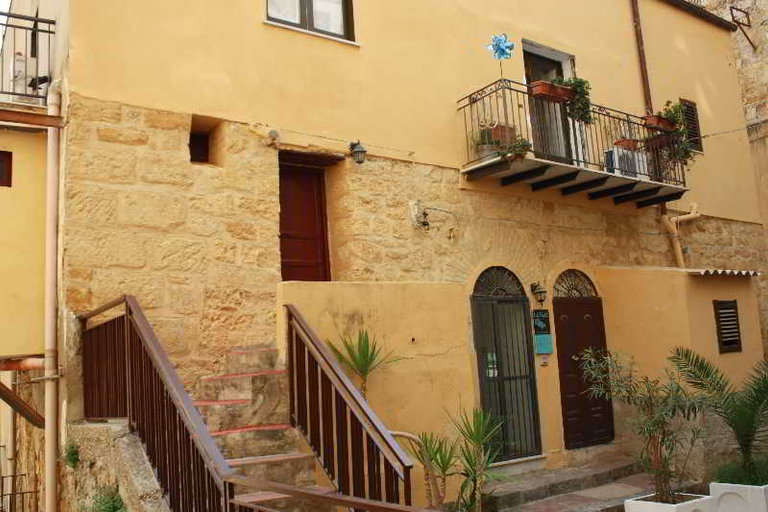 Exterior & Views 2, Lerux Affittacamere, Agrigento
