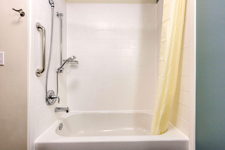 Bathroom 5, Sleep Inn & Suites South Jacksonville Area, Morgan