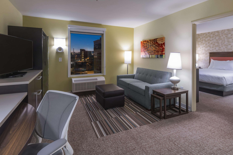 Bedroom 3, Home2 Suites Kansas City Downtown, Kansas City