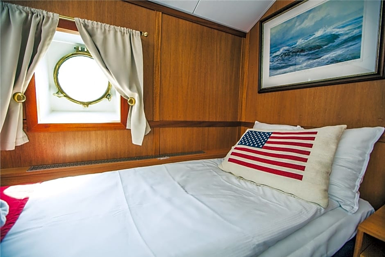 Bedroom 3, Barken Viking, Göteborg