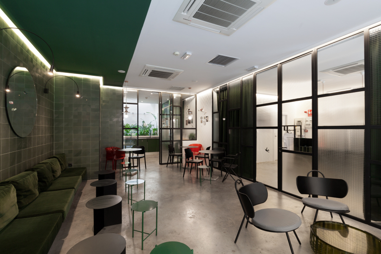 Public Area 2, 2060 The Newton Hostel & Market, Madrid