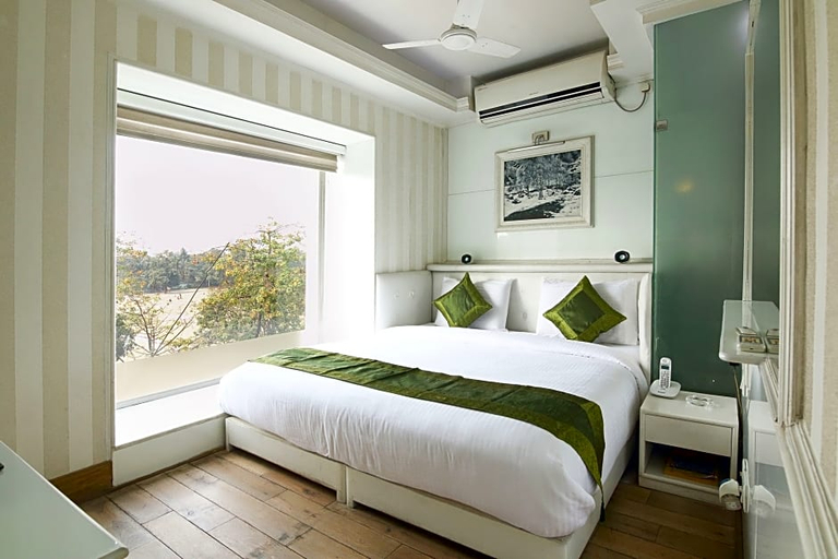 Bedroom 4, Treebo Trend Green View, Kolkata