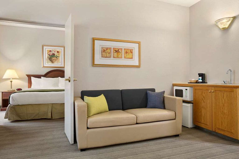 Exterior & Views 2, Country Inn & Suites by Radisson, Charlotte Univer, Mecklenburg