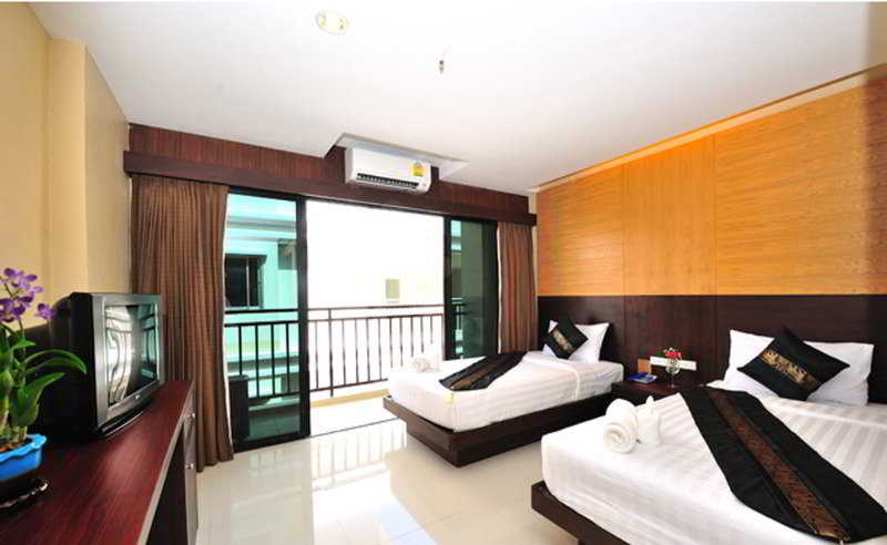 Bedroom 2, Andaman Phuket Hotel, Pulau Phuket
