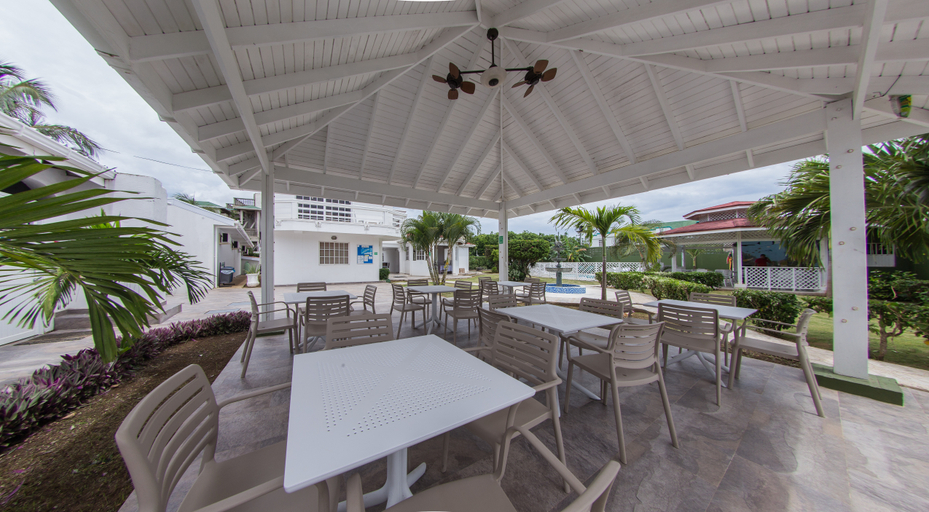 Others 4, Koray Hotel, San Andrés