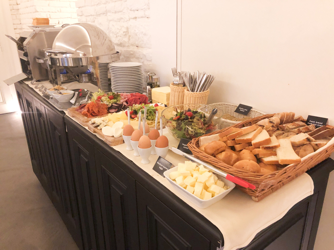 Food & Drinks 4, MH Suites Palace, Praha 1