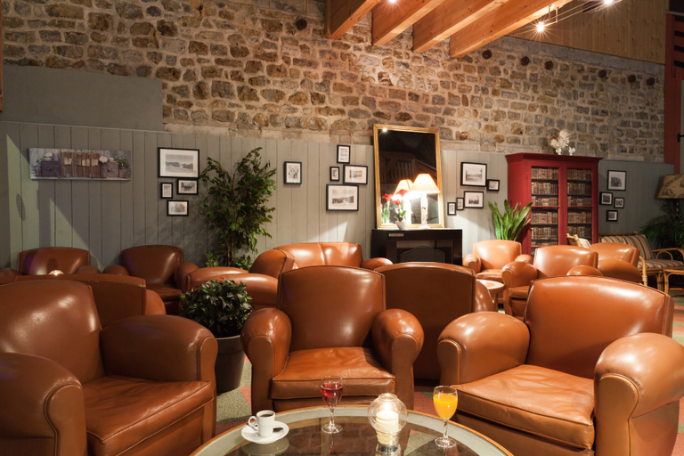 Public Area 4, Château de Bournel, The Originals Relais, Doubs