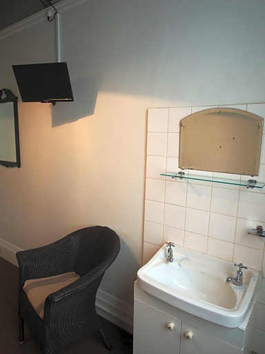 Bathroom 4, The Grand Hotel, Sydney