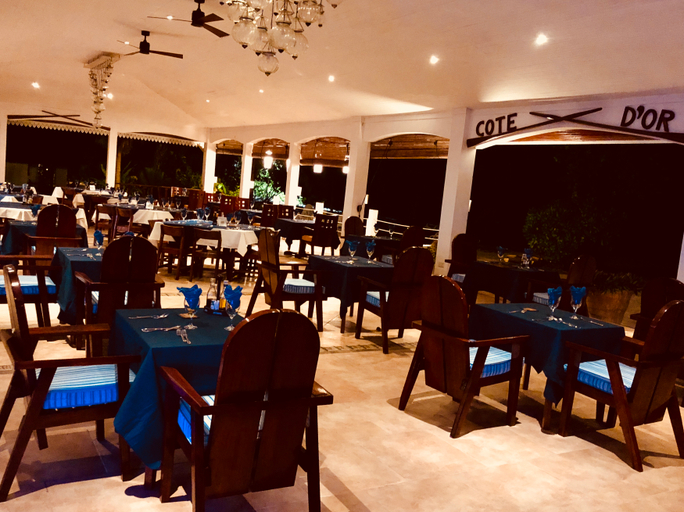 Food & Drinks 3, Cote D'Or Lodge