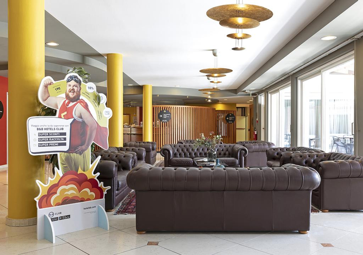 Public Area 9