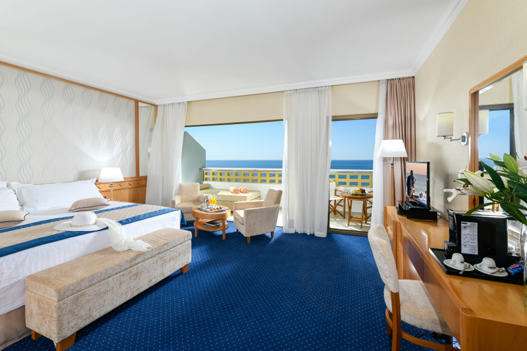 Bedroom 3, Constantinou Bros Pioneer Beach Hotel