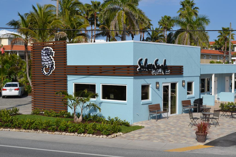 Exterior & Views 2, Silver Surf Gulf Beach Resort, Manatee