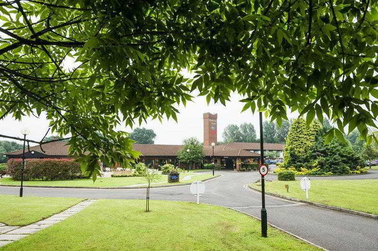 Exterior & Views 2, Best Western Parkway, Torfaen