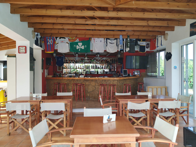 Food & Drinks 3, Pardalakis Studios, Crete