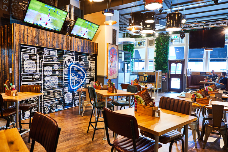 Food & Drinks 5, St Christopher's Inn Hammersmith, London
