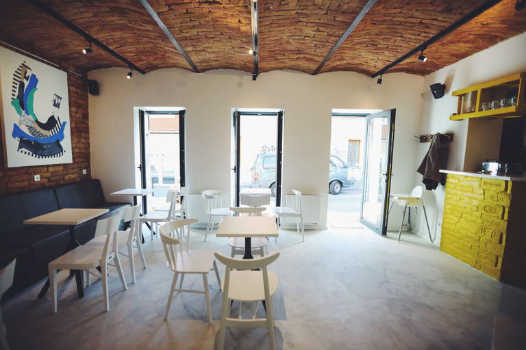 Food & Drinks 4, Street food Possonium Apartments, Bratislava