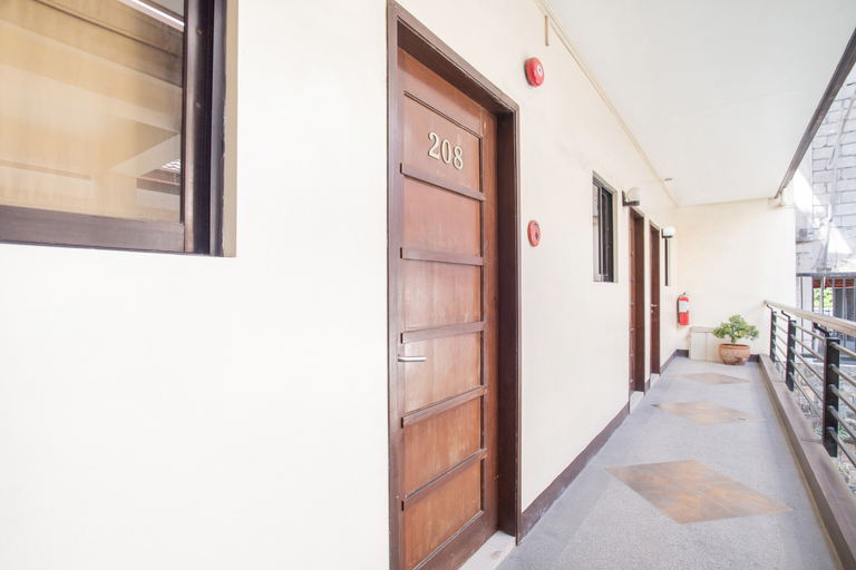 Public Area 5, Elyseah Condotel by RedDoorz, Mabalacat