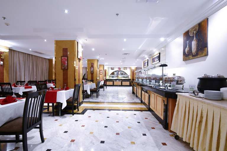 Food & Drinks 5, Al Shakreen Golden Tulip, Al Madinah Al Munawwarah