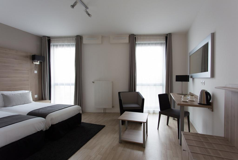 Bedroom 3, TWENTY BUSINESS FLATS, Nord