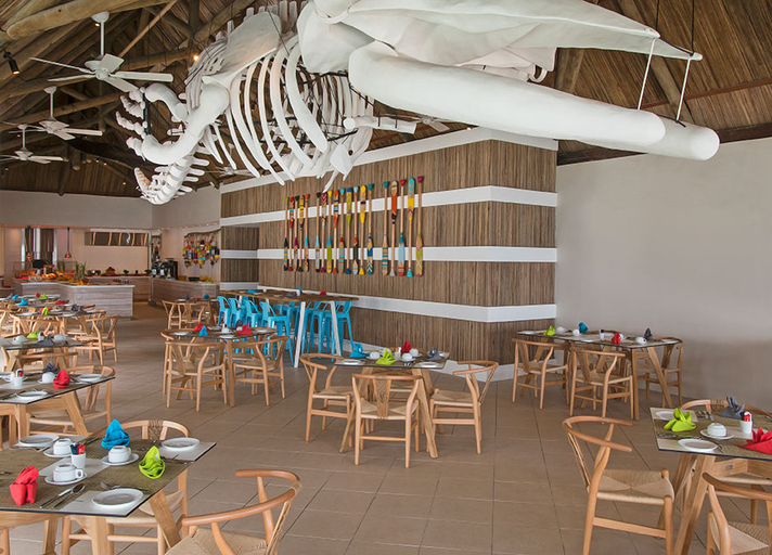 Food & Drinks 5, C Mauritius, Flacq