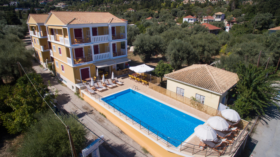 Others, Summertime Inn, Ionian Islands