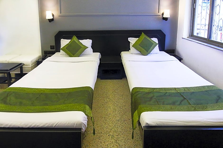 Bedroom 4, Treebo Trend Green View, Kolkata