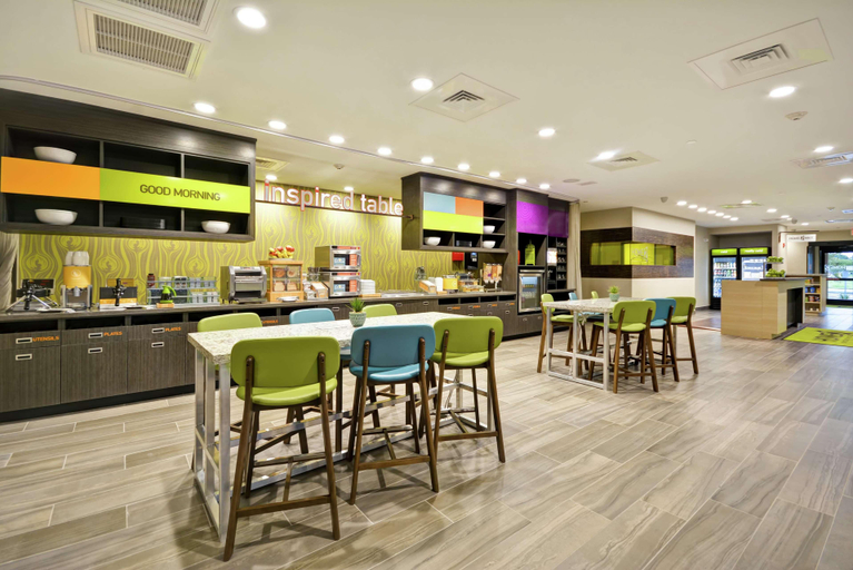Food & Drinks 5, Home2Suites Hilton Mobile West I10 Tillmans Corner, Mobile