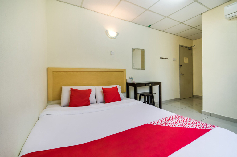 OYO 301 River Inn Hotel, Seberang Perai Utara