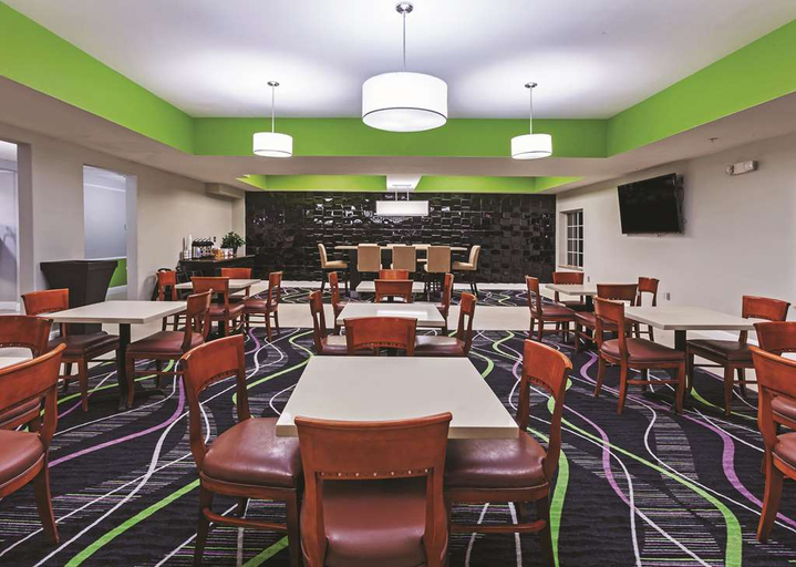 Food & Drinks 5, La Quinta Inn & Suites Katy, Houston