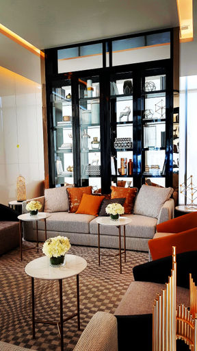 Food & Drinks 5, Ariva Sukhumvit 11, Wattana