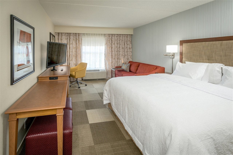 Bedroom 3, Hampton Inn And Suites Guymon, Texas