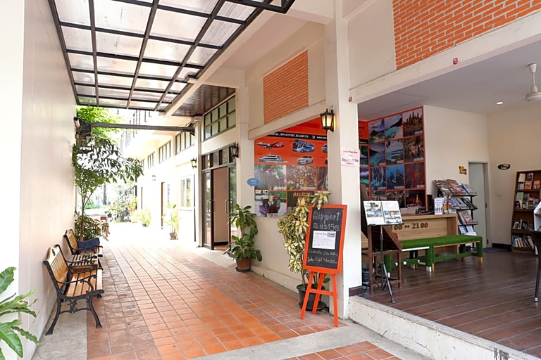 Public Area 4, Penpark Place, Phra Nakhon