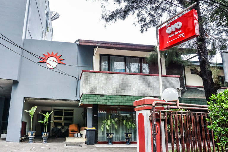 Exterior & Views 5, Hotel Surya Lama, Central Jakarta