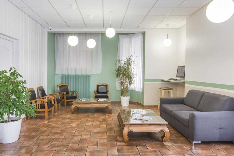 Public Area 2, Kyriad Direct Grenoble, Isère
