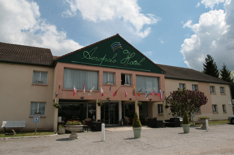 Exterior & Views 4, The Originals City, Hôtel Acropole, Bernay, Eure