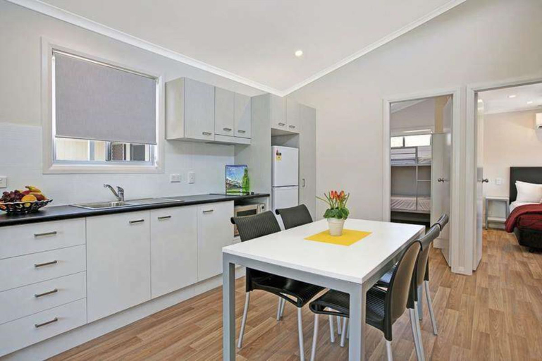 Bedroom 4, Big4 Gold Coast Holiday Park, Gold Coast