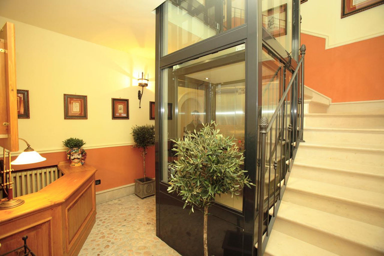 Public Area 2, Casa Turchetti - Taormina, Messina