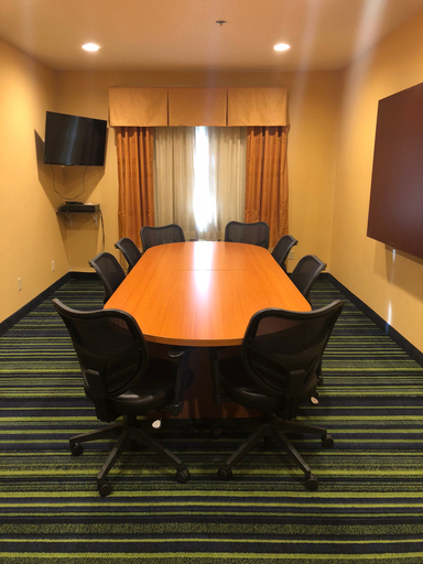 Public Area 2, Country Inn & Suites by Radisson, Brookings, SD, Brookings