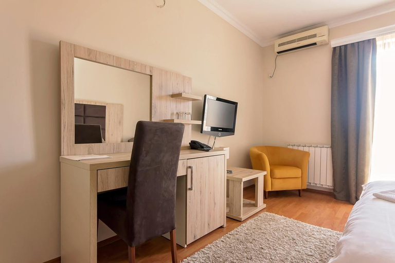 Others, Holiday Hotel Podgorica