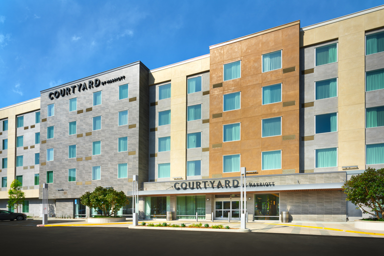 Exterior & Views 2, Courtyard by Marriott Los Angeles LAX/Hawthorne, Los Angeles