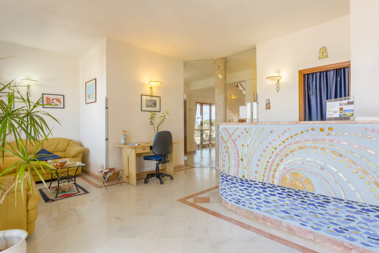 Public Area 3, Albergo Auralba, Trapani